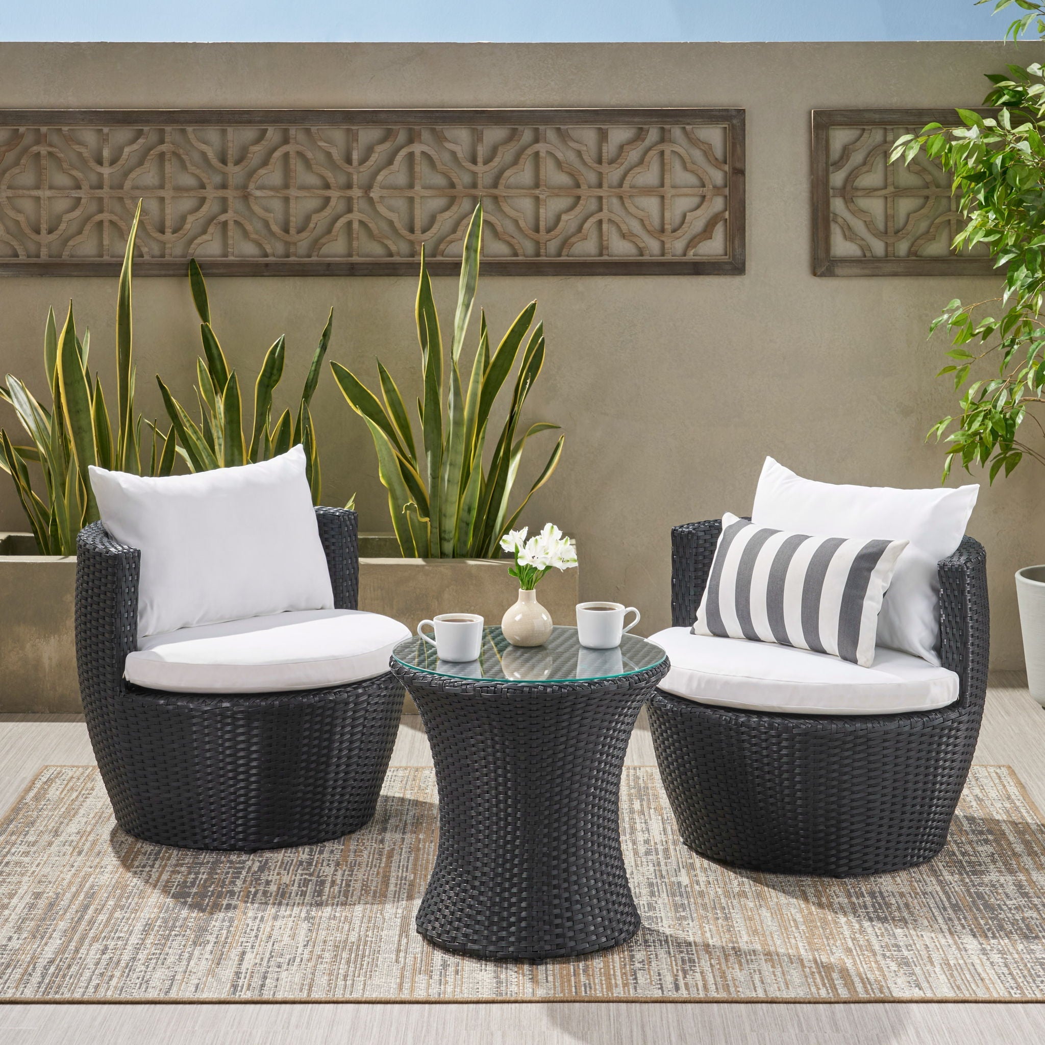 Kono - Chat Set Outdoor Furniture - HearthHub